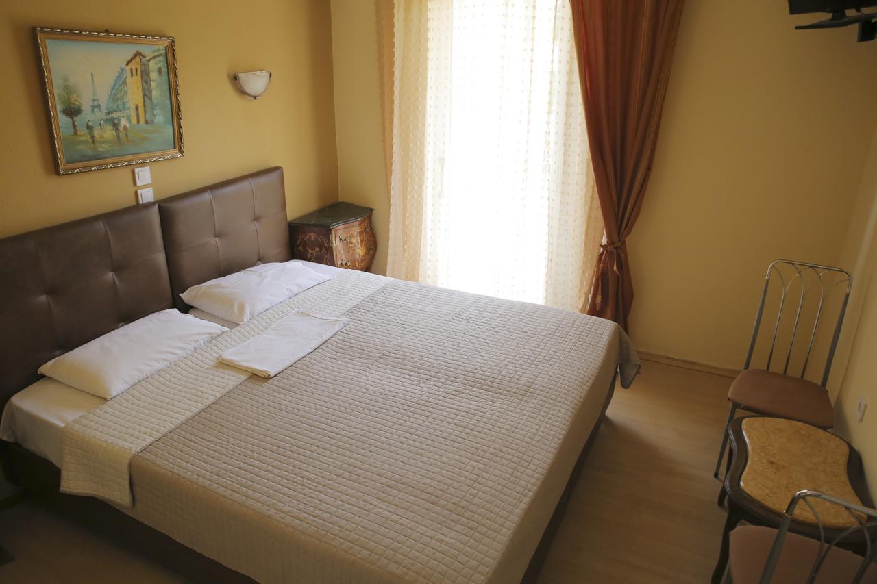Hotel Anesi Athene